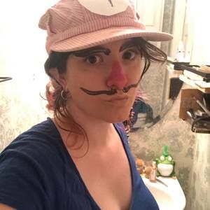 Meet your Posher, Bee